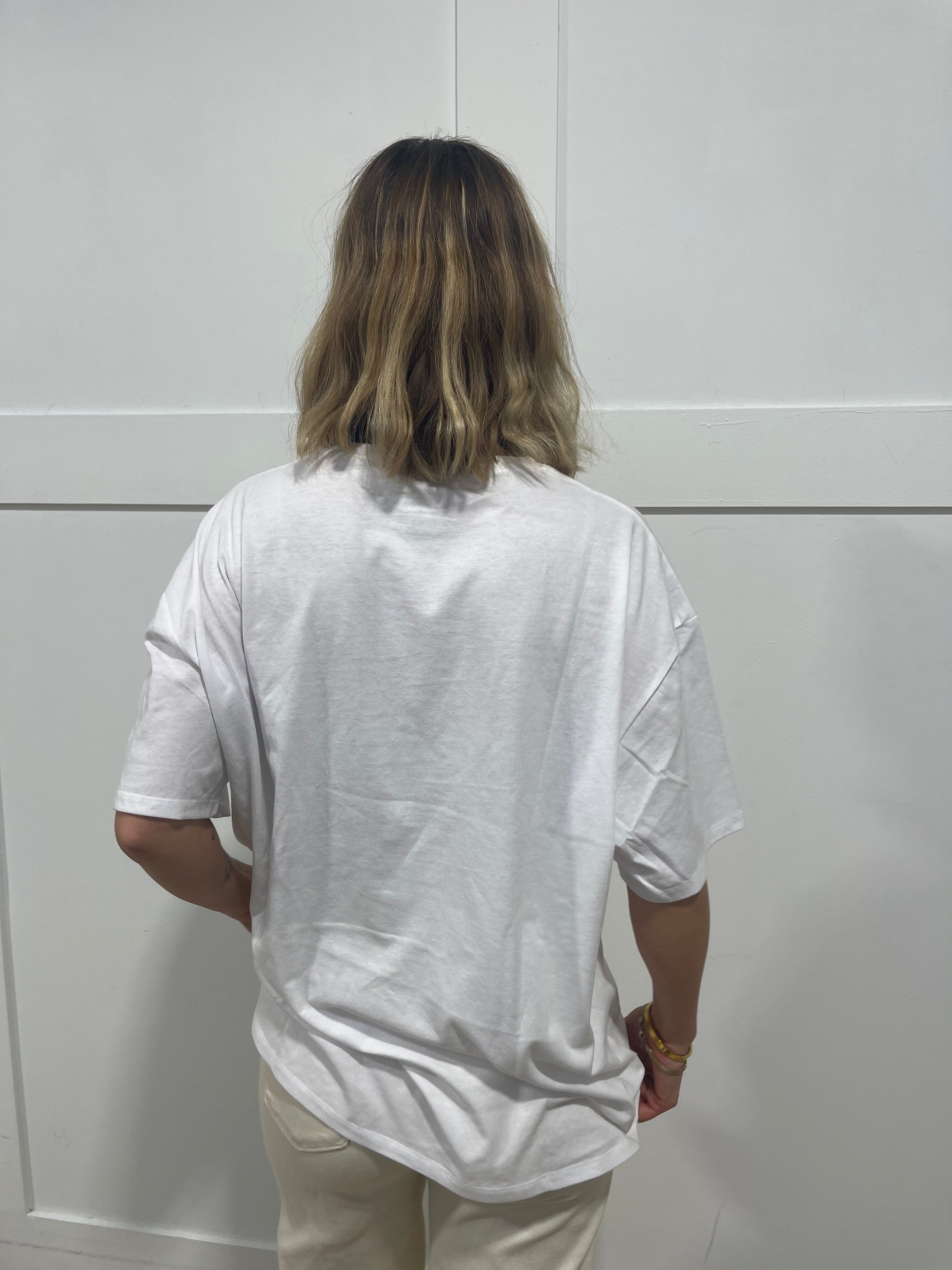 Woman in white tshirt from behind